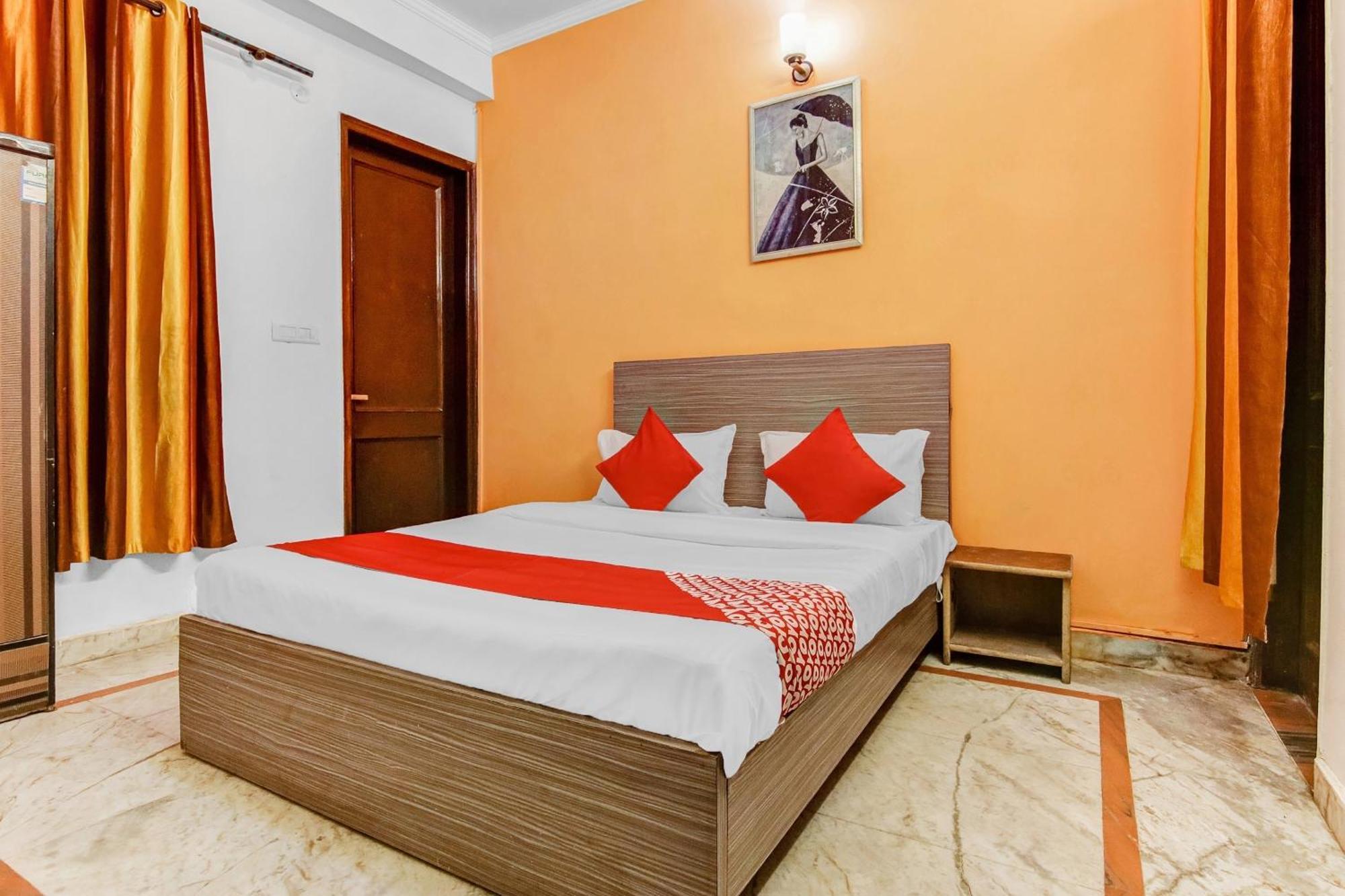Hotel O Orlov Noida Extérieur photo