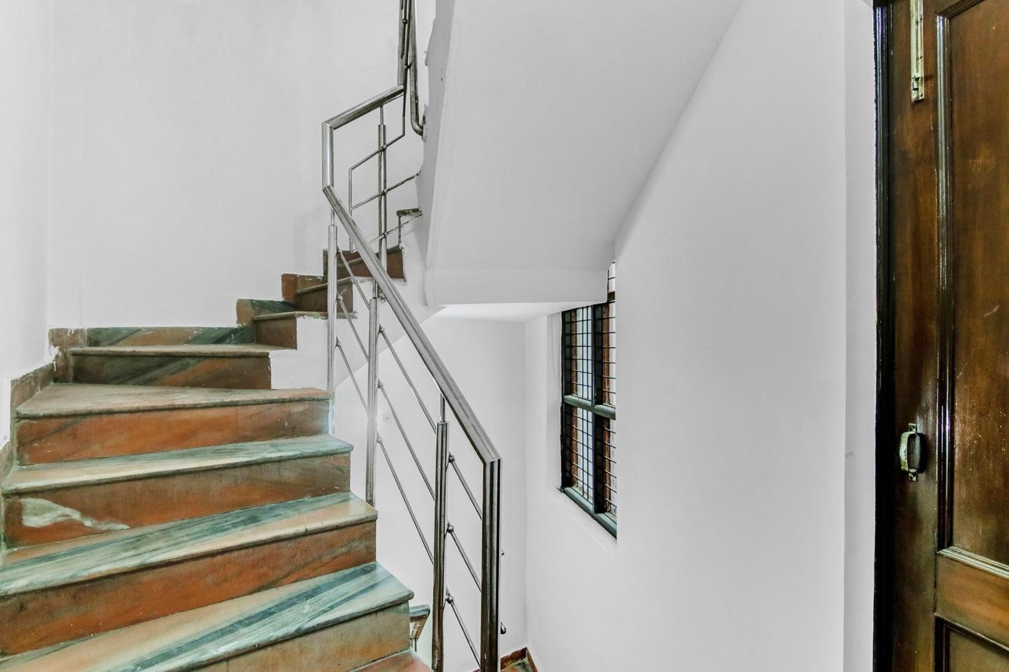 Hotel O Orlov Noida Extérieur photo