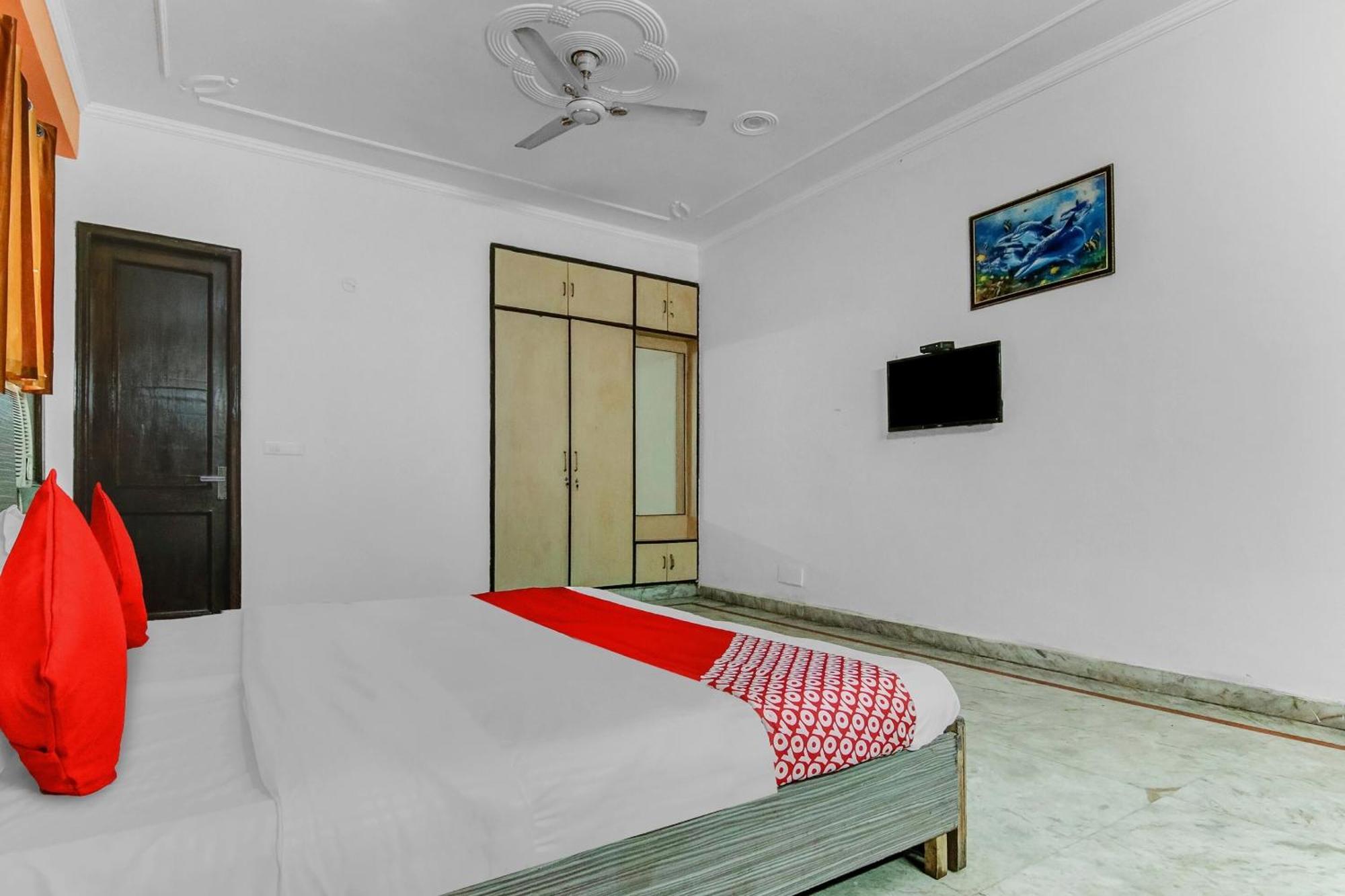 Hotel O Orlov Noida Extérieur photo